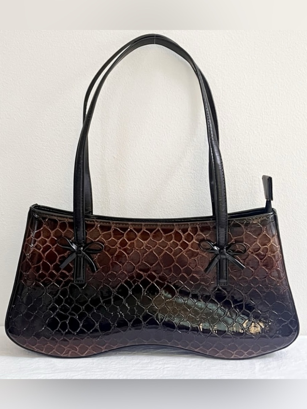 Vintage Y2K Ombre Black-Cherry Croc Embossed Patent East West Bow Baguette